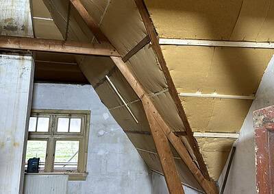 Na-isoleren en renovatie binnenzijde dak boerderij Vorden